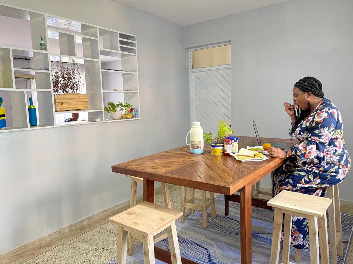 Gallivanters Hostel Dar-es-Salaam Eksteriør bilde